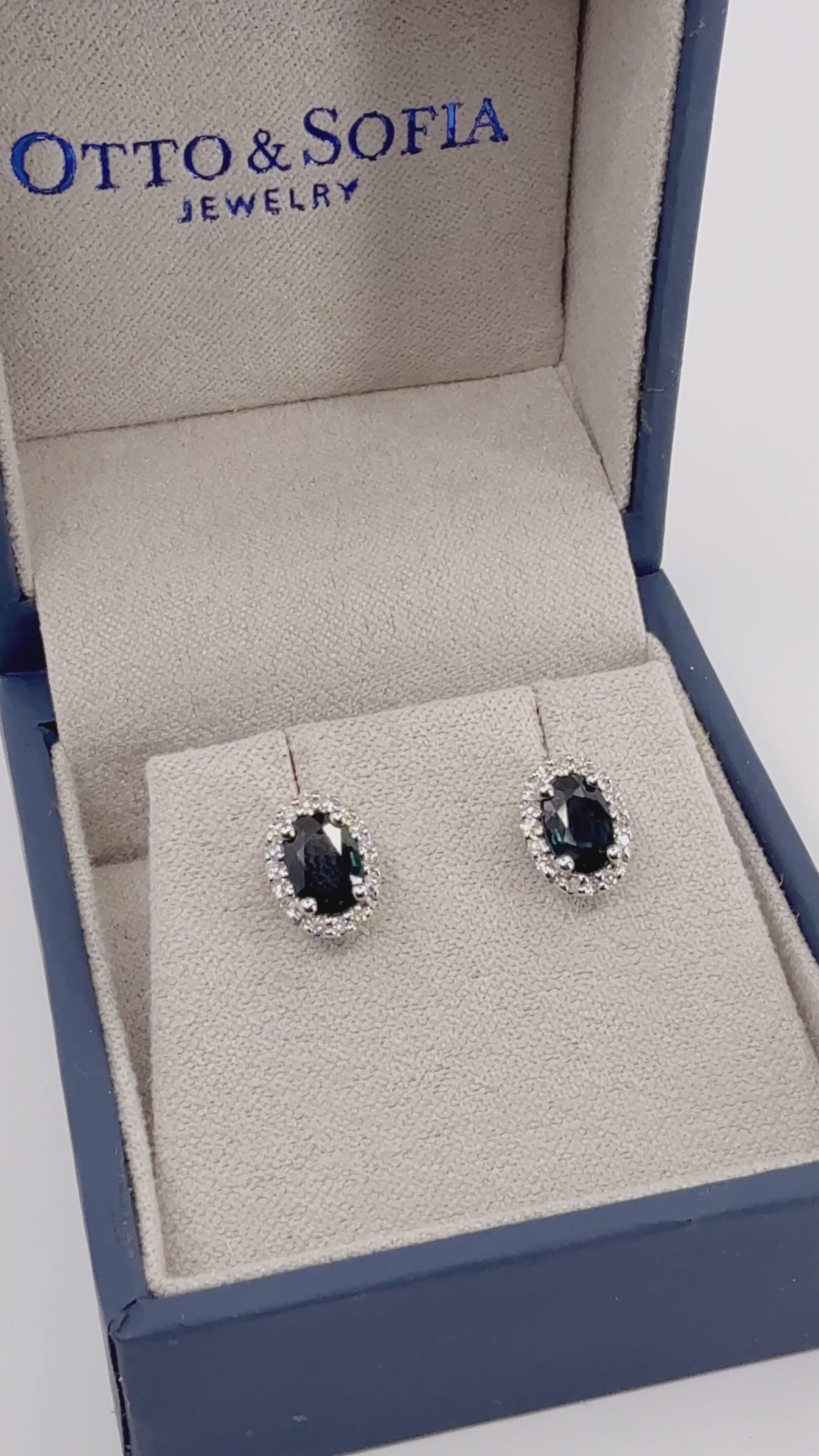 Load video: Sapphire and Diamond Earrings in White Gold 14k