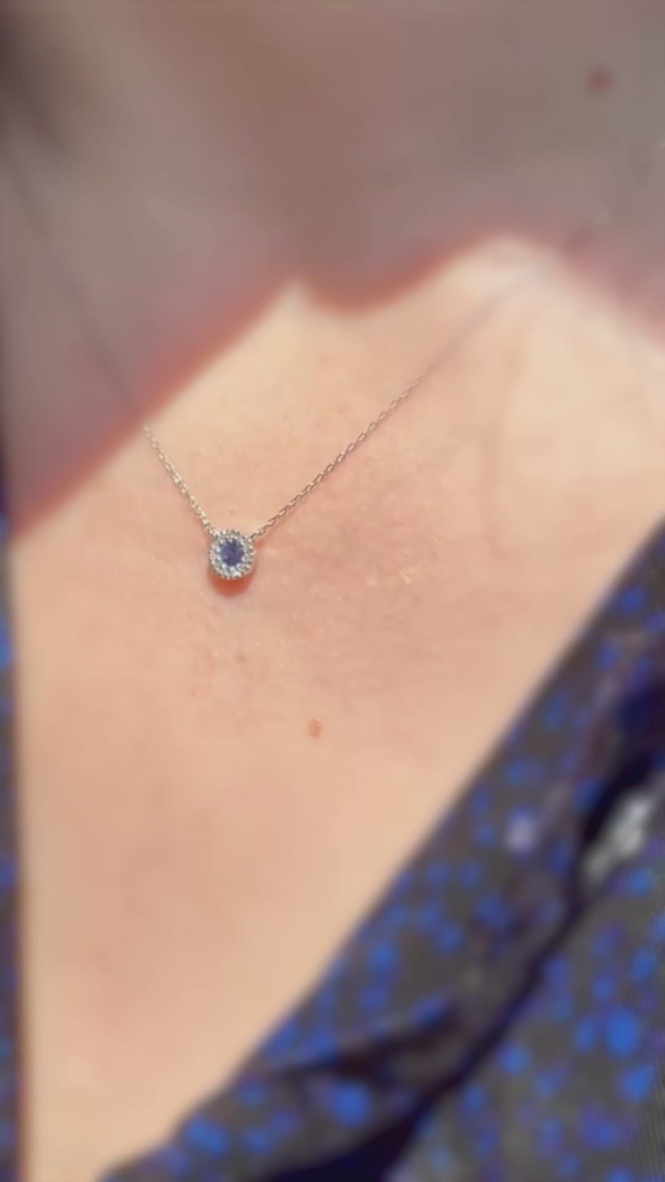 Load video: Sapphire and Diamond Necklace in White Gold 14K
